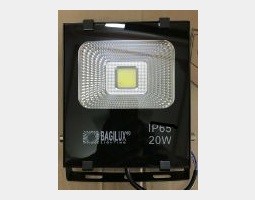 Đèn pha LED 20W (đen) – Bagilux Đèn pha LED 20W (đen) – Bagilux